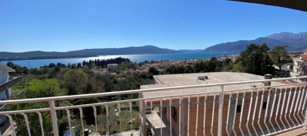 Villa for sale with panoramic view in Tivat