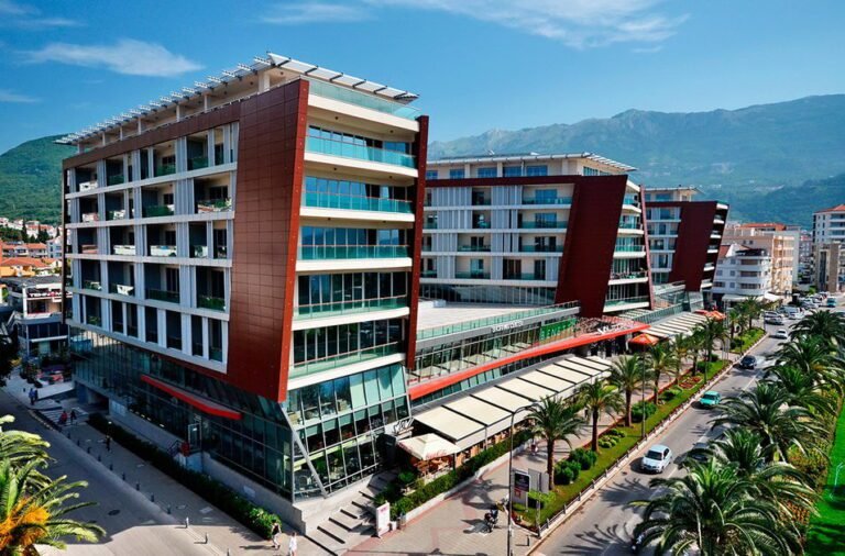 Коммерческое помещение в тогровом центре TQ Plaza