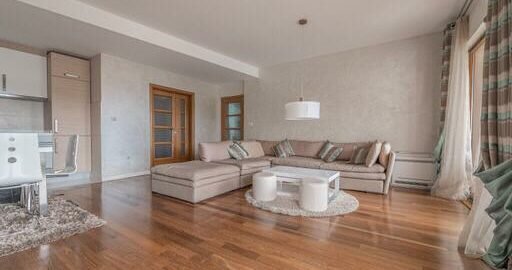 Luxurious and cozy apartment in Kamenovo with parking space in the garage