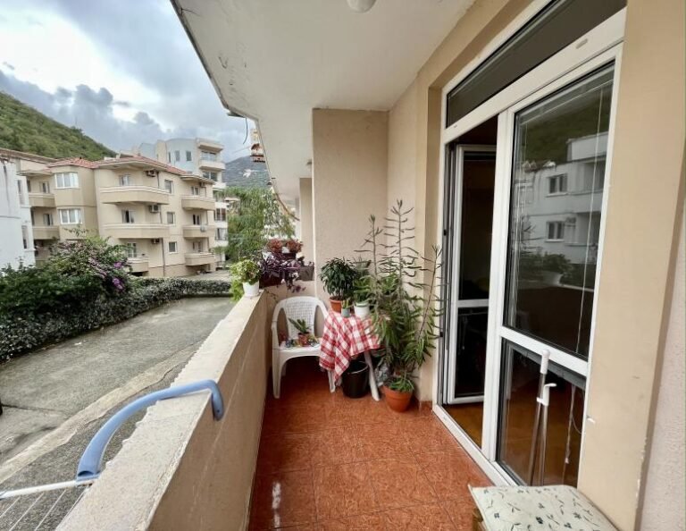 3-комнатная квартира у Мега маркета в Бечичи!