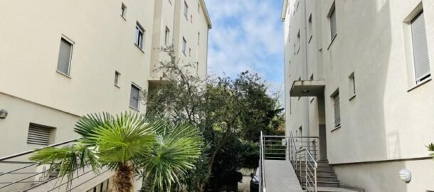 Jednosoban stan u blizini REA sportskog centra u Budvi!