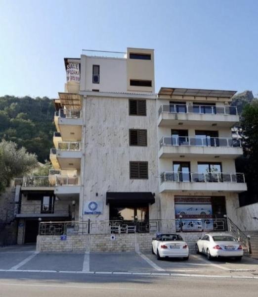 Jednosoban stan u blizini hotela Dukley Gardens na 1 godinu!