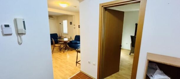 Dvosoban stan na 1 godinu kod restorana Kužina u Budvi!