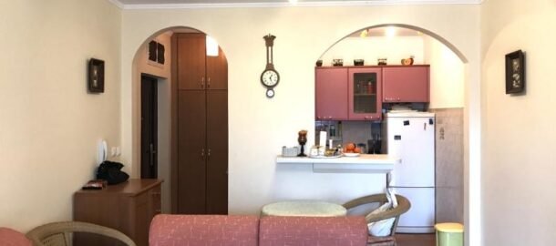 Spacious two bedroom apartment in Petrovac with Sea View