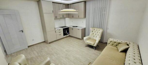 2-комнатная квартира в новостройке с мебелью в Бечичи!