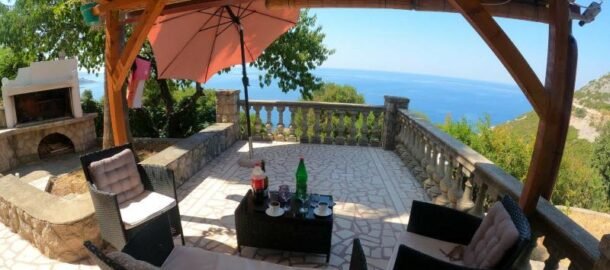 Family house in Dobry Vody for rent for a year