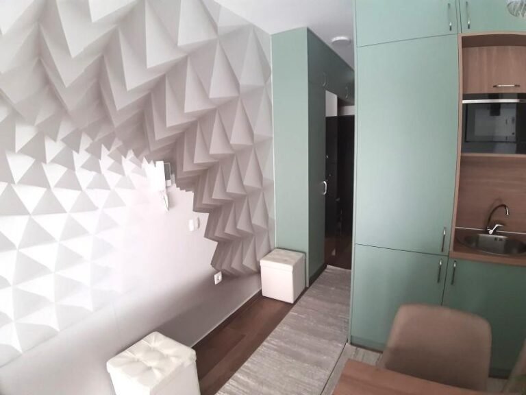 Nova garsonjera u Budvi za izdavanje na godinu dana