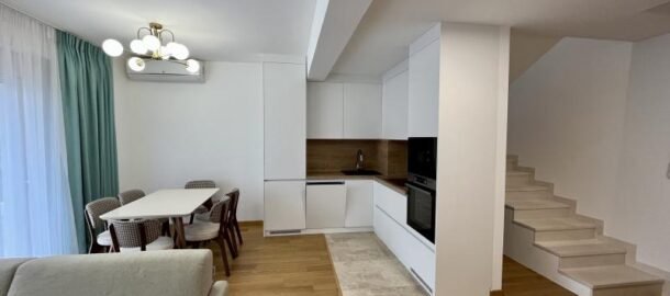 Пентхаус в современном комплексе с панорамным 360• видом на море в Рафаиловичи!