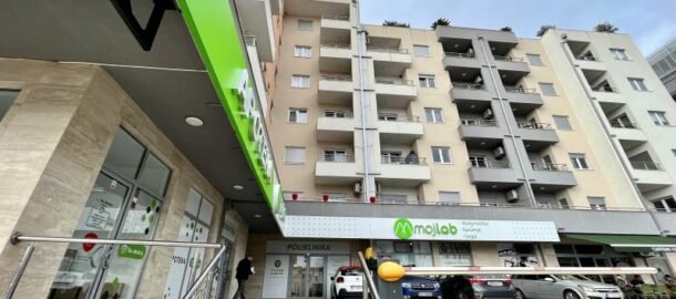 Jednosoban stan u zgradi klinike Moj Lab u Budvi!