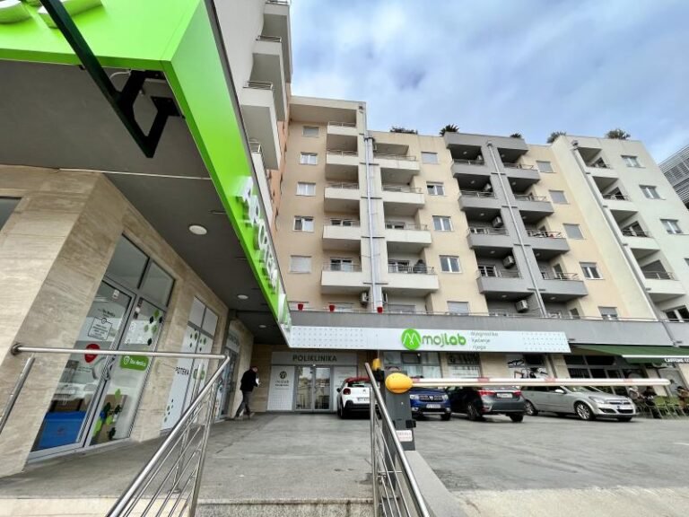 2-комнатная квартира в здании клиники Moj Lab в Будве!