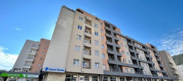 One-room apartment in a new building near the bus station in Budva!