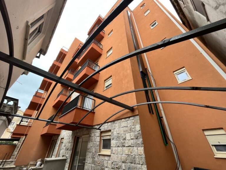 Студия в новостройке рядом с заправкой Eco в Будве!