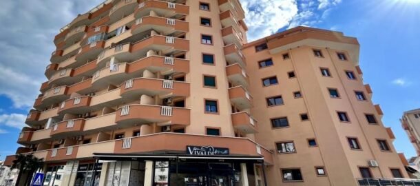 Three-room apartment near the Vivaldi restaurant in Budva!