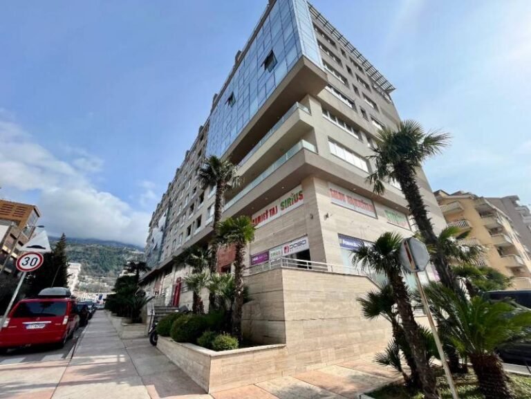 3-комнатная квартира в Будве в здании Nivel!