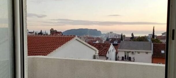 Jednosoban stan u Budvi, Podkošljun!