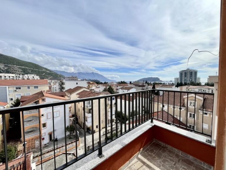 One-room apartment in a new building in Budva!