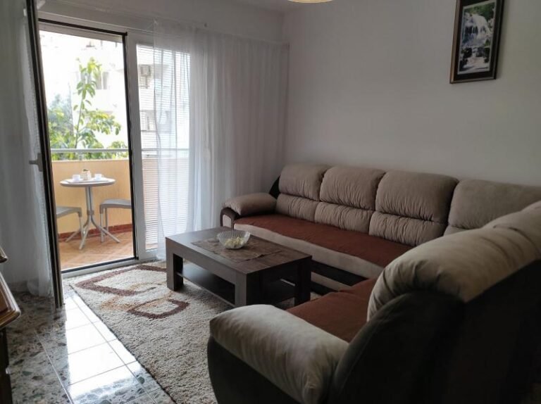 Годовая аренда 2-комнатной квартиры в Будве!