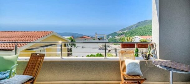 Односпальная квартира в Бечичах 01.09.2024 с видом на море!