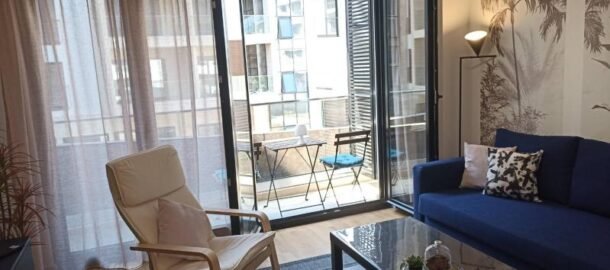 Односпальная квартира с паркингом в Тивате в долгосрочную аренду!