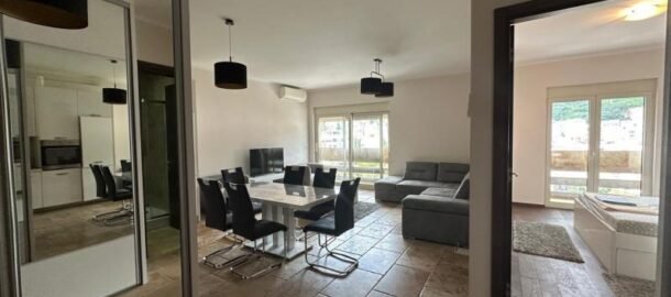 One-bedroom apartment for rent in the very center of Budva!