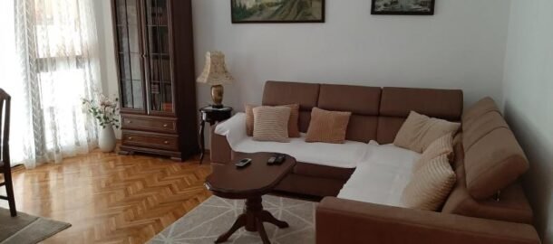 One-bedroom apartment in Budva for long-term rent near the REA center!