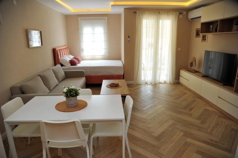 One-bedroom apartment in Budva for long-term rent!
