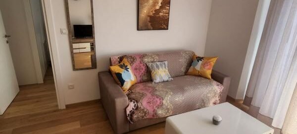 Односпальная квартира в Бечичах с видом на море!