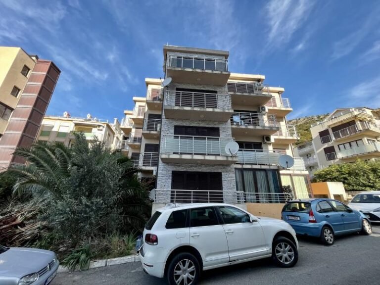 Two-room apartment 81 m2 in Becici!