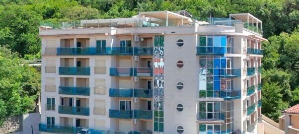 2 комнатная квартира в доме со Spa центром, рядом с отелем Maestral в Пржно!