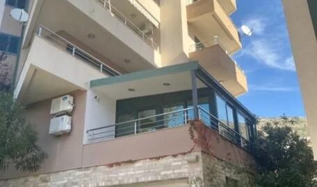 Jednosoban stan u Petrovcu pored hotela Petrovac!