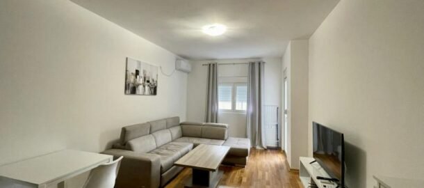 2 комнатная квартира с паркингом на 1 год у Mega Mall!