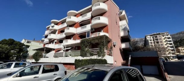 Two-room apartment with sea view in Budva, Lazi for 1 year!