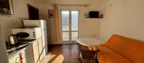 Jednosoban stan sa pogledom na grad u blizini fontane i Mega Mall