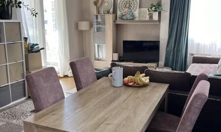 На продају двособан стан у Литици кућа у Будви