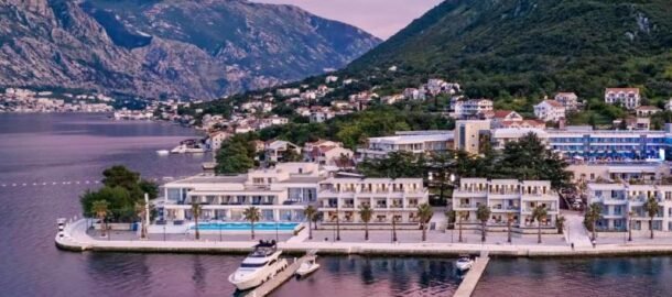 Residence 117 m2 on the first line of the sea in the hotel Hyatt