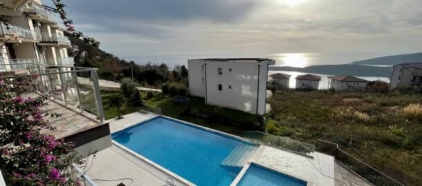 Two-room apartment with a swimming pool, sea view