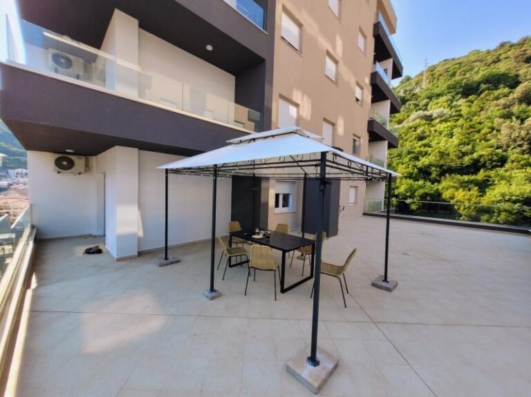 3-комнатная квартира в Old Bakery 79 м² + терраса 115 м² и паркинг