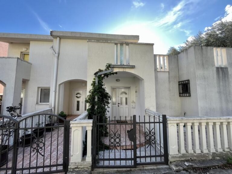 Two-room apartment 73 m2 in Becici