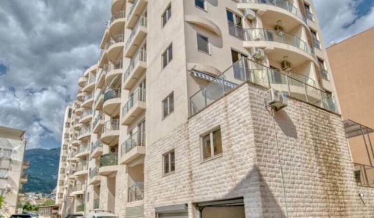 Люкс студия 33 м² рядом с заправкой Eco в Будве