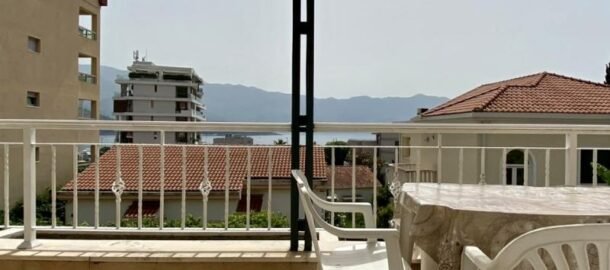 Dvosoban stan u Budvi za dugoročni najam