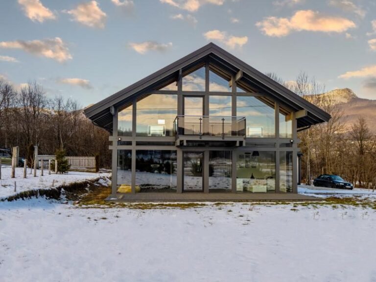 Роскошная вилла-шале в живописной идиллии -всего в шаге от горнолыжных трасс Колашина