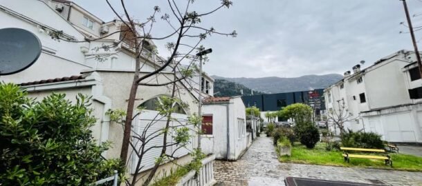 One-room apartment near MEGA MALL in Budva