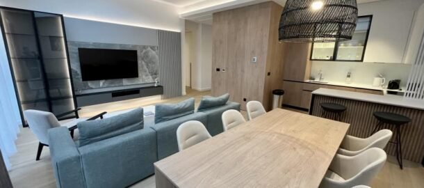 Luksuzni Penthaus 106 m2 u centru Budve - kompleks Onia