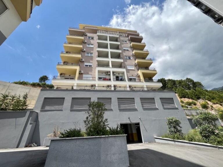 2-к квартира 63 м2 в Будве, район Дубовица Люкс