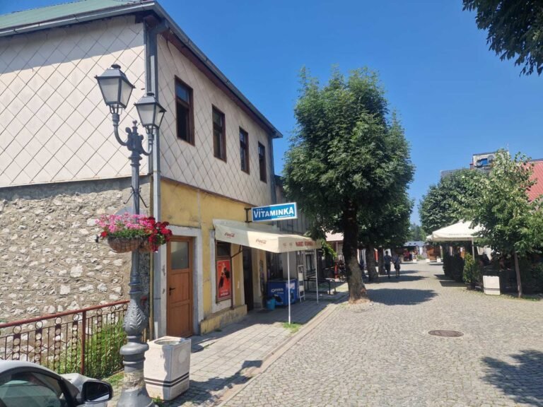 Двухэтажный дом 160 м² в самом центре Колашина - топ-локация главного зимнего курорта Черногории