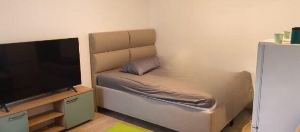 Studio apartment in Bečići in a new building with a view of Sveti Stefan, 400 m from the sea