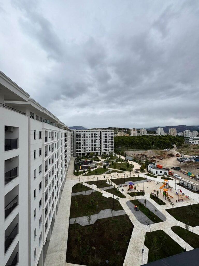 Podgorica — izdavanje novog stana 64 m² sa 2 spavaće sobe i parkingom